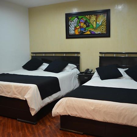 Hotel Quality Comfort House Bogotá Zewnętrze zdjęcie