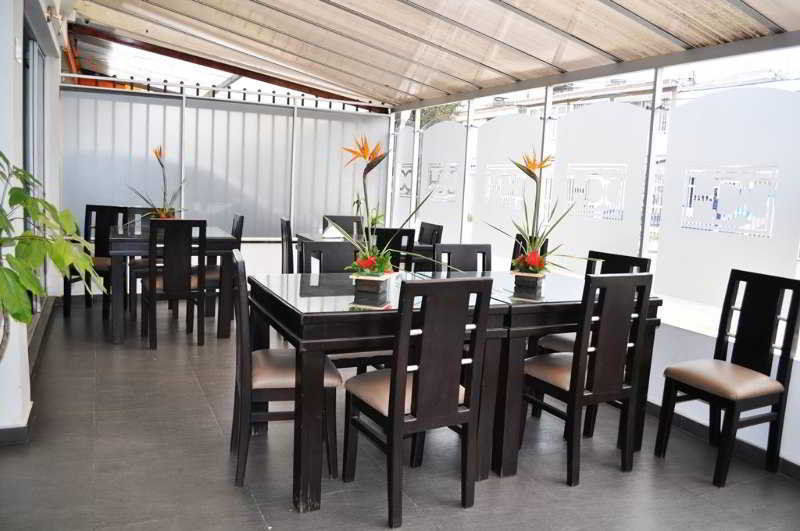 Hotel Quality Comfort House Bogotá Zewnętrze zdjęcie